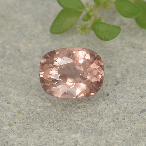 0.5ct Cushion-Cut Orange Pink Malaya Garnet Gem for sale 0.5ct Cushion-Cut Orange Pink Malaya Garnet Gem (ID: 498932)