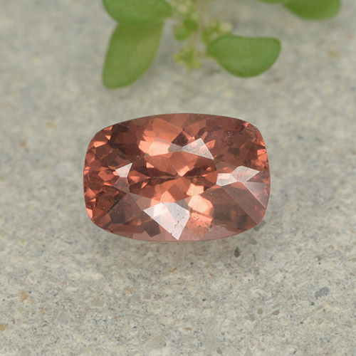 Raspberry Pink Malaya Garnet Gem - 0.7ct Cushion-Cut (ID: 498934)