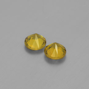 Mali Garnet Gemstone in 4.7 mm Size for Sale, Mali Garnet Stone in Greenish Yellow Color