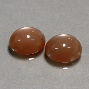 6.42 ct Orange Moonstone Stone, Natural Moonstone in Oval Cabochon Shape for Sale