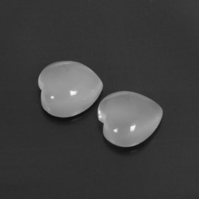4.39 ct White Moonstone Gemstone, Moonstone Gem in Heart Cabochon Shape for Sale.