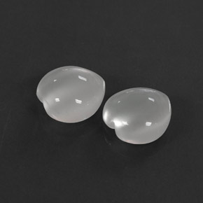 4.31 ct White Moonstone Gemstone, Moonstone Gem in Heart Cabochon Shape for Sale.