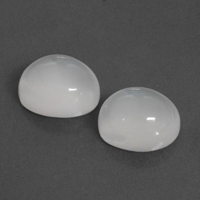 3.58 ct White Moonstone Stone, Natural Moonstone in Oval Cabochon Shape for Sale