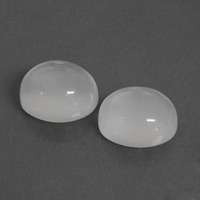 3.29 ct White Moonstone Stone, Natural Moonstone in Oval Cabochon Shape for Sale