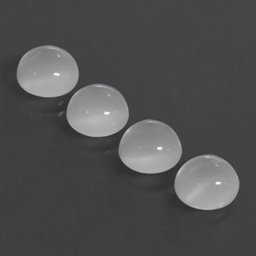 8.14 ct White Moonstone Stone, Natural Moonstone in Round Cabochon Shape for Sale