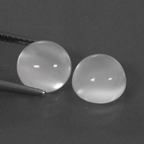 4.59 ct White Moonstone Gemstone, Moonstone Gem in Round Cabochon Shape for Sale.