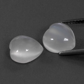 4.64 ct White Moonstone Gemstone, Moonstone Gem in Heart Cabochon Shape for Sale.
