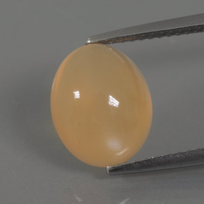 3.70 ct Golden Moonstone Gemstone, Moonstone Gem in Oval Cabochon Shape for Sale.