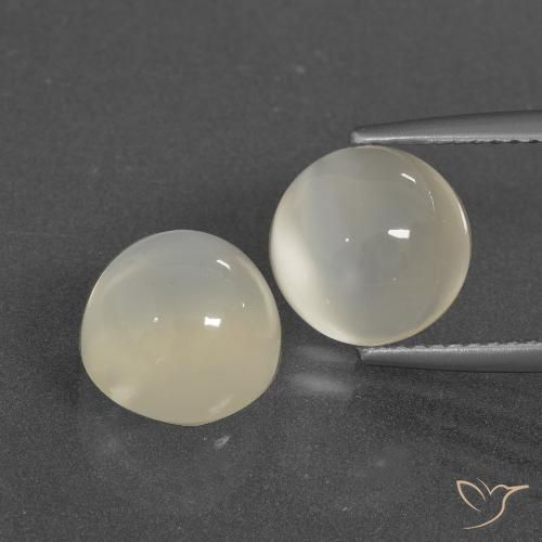 7.84 ct White Moonstone, 9.1 mm Round Cut From India, Photo A