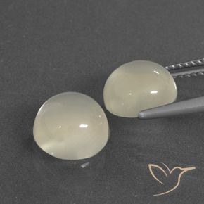 Moonstone Gemstones in 9 mm (calibrated) Size for Sale, Moonstone Stones in Warm White Color