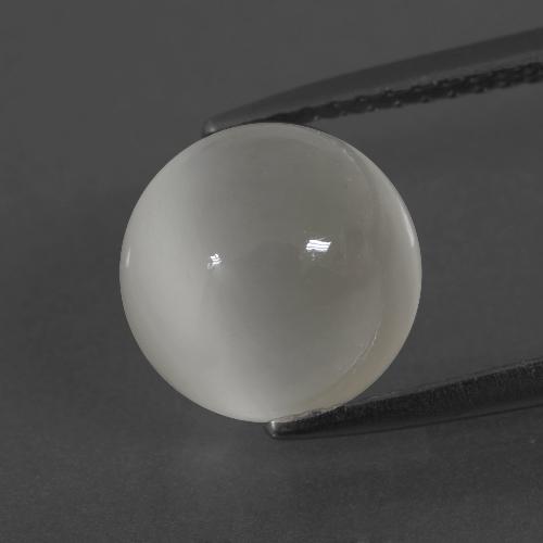9.1mm Round Cabochon White Moonstone from India, Weight of 3.51ct, Natural untreated gemstone in Translucent Clarity, 1pc Moonstone - the Color is Warm White, Mohs Hardness of 6 - 6.5, Photo A