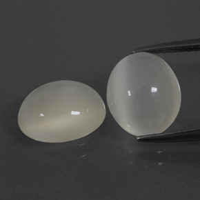 Warm White Pietra di luna Gem - 3.2ct Ovale cabochon (ID: 400197)