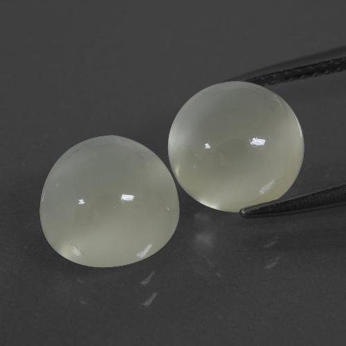 Warm White Moonstone Gem - 3.7ct Round Cabochon (ID: 400237)
