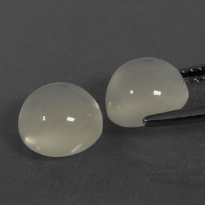 Moonstone Gemstones in 8 mm (calibrated) Size for Sale, Moonstone Stones in Warm White Color