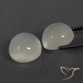 Moonstone Gemstones in 8 mm (calibrated) Size for Sale, Moonstone Stones in Warm White Color