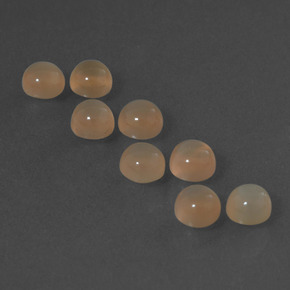 0.4ct Round Cabochon Peach Orange Moonstone Gem for sale 0.4ct Round Cabochon Peach Orange Moonstone Gem (ID: 410379)