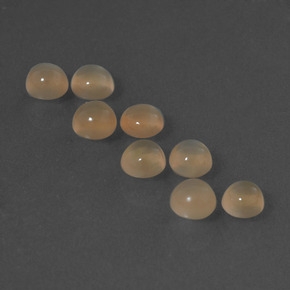 0.3ct Round Cabochon Peach Orange Moonstone Gem for sale 0.3ct Round Cabochon Peach Orange Moonstone Gem (ID: 410383)