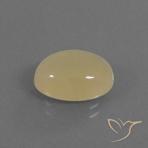 5.04 ct Golden Moonstone Stone, Natural Moonstone in Oval Cabochon Shape for Sale
