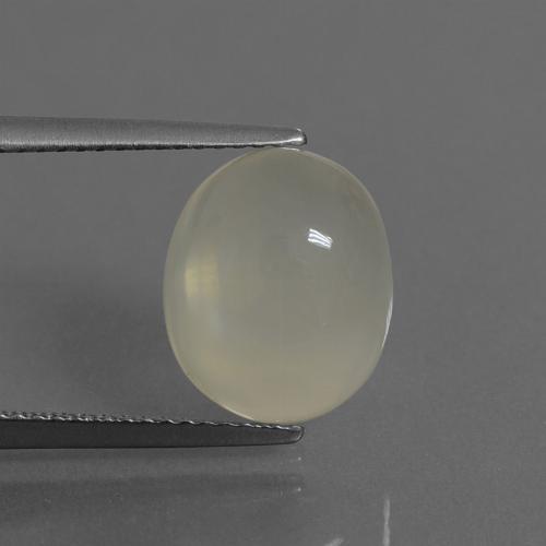 4.42 ct Golden Moonstone Gemstone, Moonstone Gem in Oval Cabochon Shape for Sale.