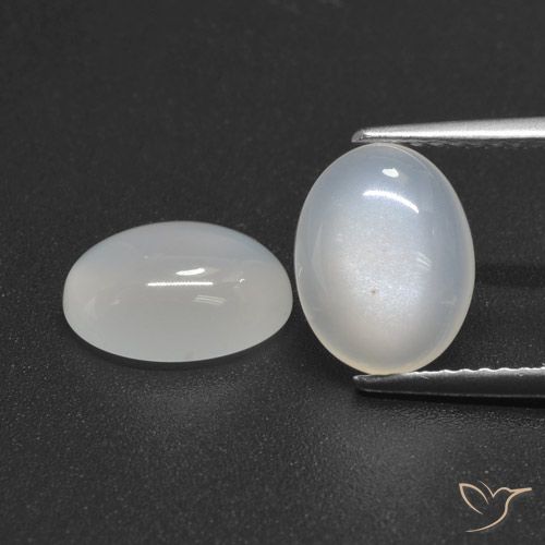4.61 ct White Moonstone, 10.1 x 7.8 mm Oval Cut From India, Photo A