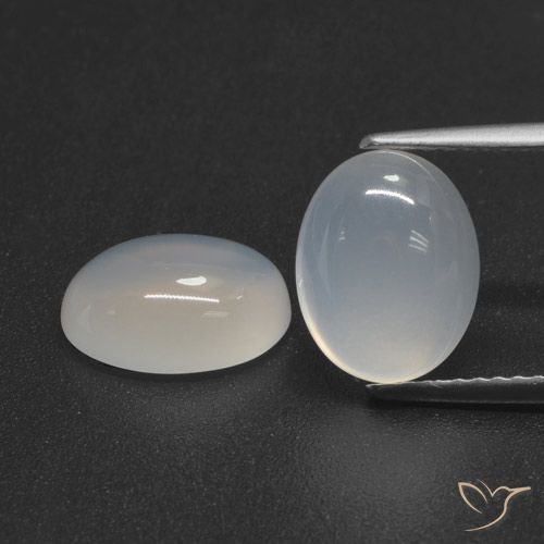4.79 ct White Moonstone, 10.1 x 8 mm Oval Cut From India, Photo A