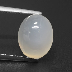Off White Moonstone Gem - 5.4ct Oval Cabochon (ID: 460578)