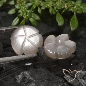 Moonstone Gemstones in 10 x 10 mm (calibrated) Size for Sale, Moonstone Stones in Very Light Brown Color