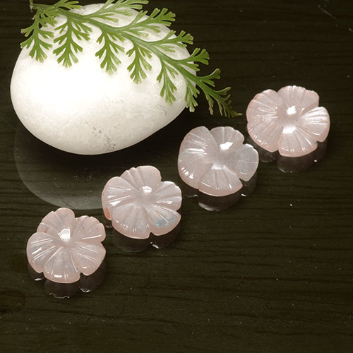 Lot de 4pcs Pierre de Lunes Rose de l'Inde - Poids total 7,89 ct / moyenne 1,97 ct chacune, taille 10,1x10 mm, couleur : Rose très clair, dureté de Mohs 6 à 6.5, Photo A