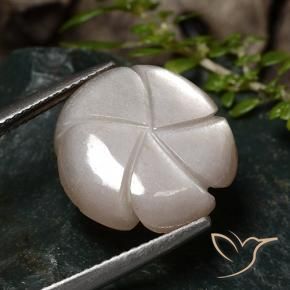 Moonstone Gemstone in 15.7 x 15.3 mm Size for Sale, Moonstone Stone in Pale Brown Color