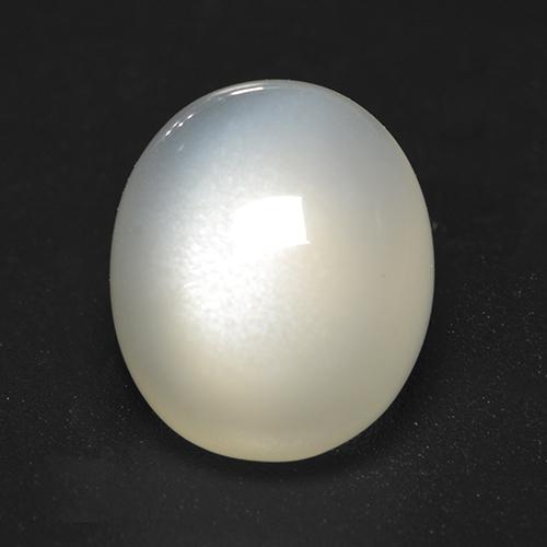 Off White Moonstone Gem - 4.1ct Oval Cabochon (ID: 526381)