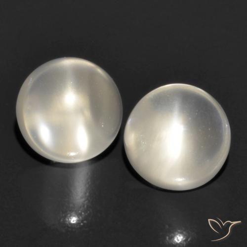 Warm Grey Moonstone Gem - 0.6ct Round Cabochon (ID: 585498)