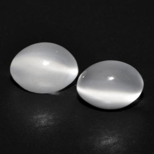Translucent White Pietra di luna Gem - 1ct Ovale cabochon (ID: 588901)