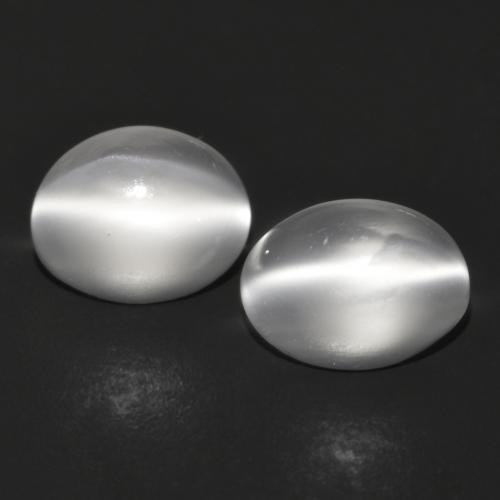 White Moonstone Gem - 0.9ct Oval Cabochon (ID: 589808)
