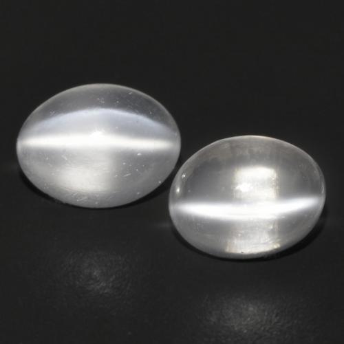 White Moonstone Gem - 0.7ct Oval Cabochon (ID: 589809)