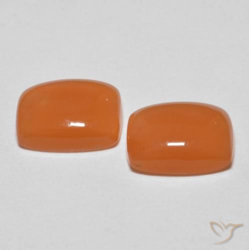 Moonstone Gemstones in 8 x 6 mm (calibrated) Size for Sale, Moonstone Stones in Medium Orange Color