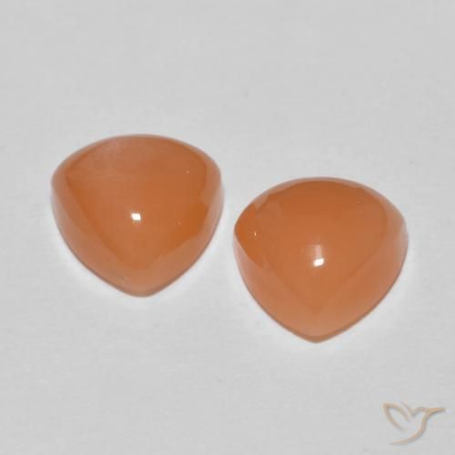 Moonstone Gemstones in 8 x 8 mm (calibrated) Size for Sale, Moonstone Stones in Light Orange Color