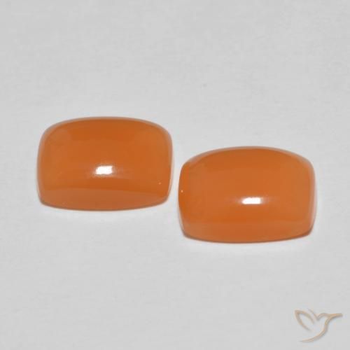 Moonstone Gemstones in 8 x 6 mm (calibrated) Size for Sale, Moonstone Stones in Medium Orange Color