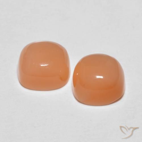 Moonstone Gemstones in 7 x 7 mm (calibrated) Size for Sale, Moonstone Stones in Medium Orange Color