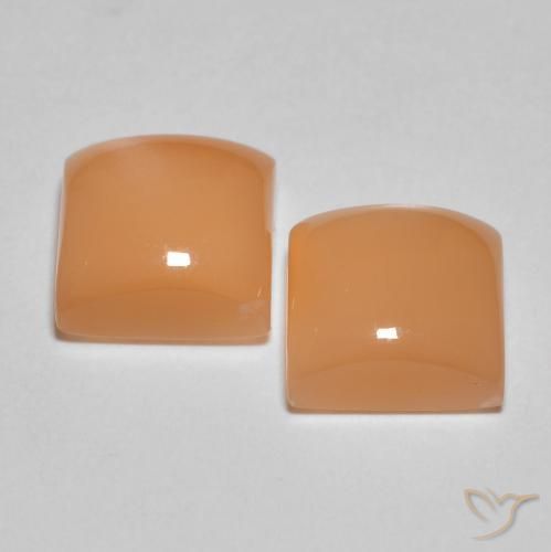 Moonstone Gemstones in 7 x 7 mm (calibrated) Size for Sale, Moonstone Stones in Peach Orange Color