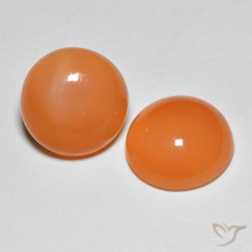 8.46 ctw Orange Moonstone Stones, Natural Moonstone in Round Cabochon Shape for Sale