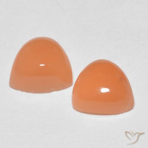 Moonstone Gemstones in 6 x 6 mm (calibrated) Size for Sale, Moonstone Stones in Medium Orange Color