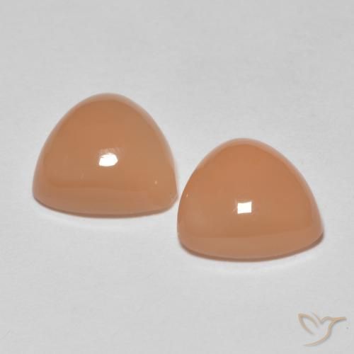 Moonstone Gemstones in 8 x 8 mm (calibrated) Size for Sale, Moonstone Stones in Medium Light-Orange Color