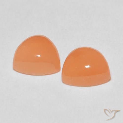 Moonstone Gemstones in 8 x 8 mm (calibrated) Size for Sale, Moonstone Stones in Medium Light-Orange Color