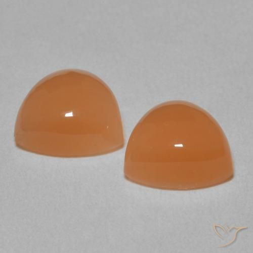 Moonstone Gemstones in 8 x 8 mm (calibrated) Size for Sale, Moonstone Stones in Peach Orange Color