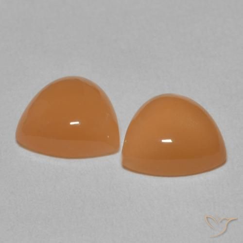 Moonstone Gemstones in 8 x 8 mm (calibrated) Size for Sale, Moonstone Stones in Warm Apricot Orange Color