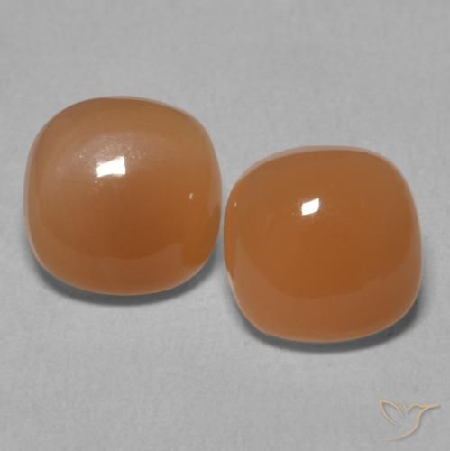 4.03ctw Natural Warm Apricot Orange Moonstone, Cushion, Translucent