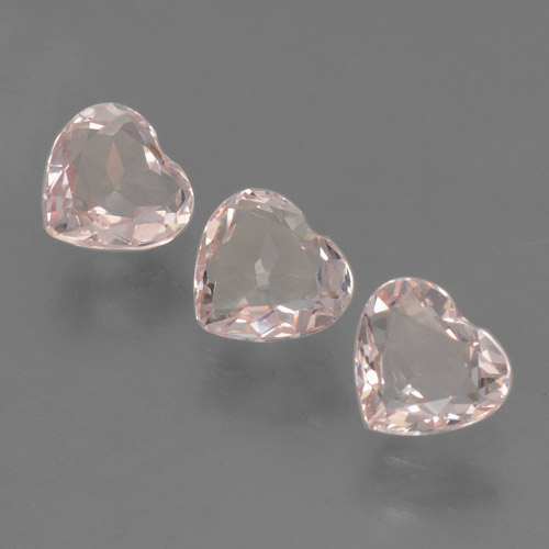 Lote de 3 piezas de Morganita Rosado flamingo Corazón de Afganistán - Tamaño 4,9 x 5,5mm, peso 1,47 ct en total / promedio. 0,49 ct cada uno, dureza de Mohs 7.5 - 8 Adecuado para joyas de uso diario, Photo A