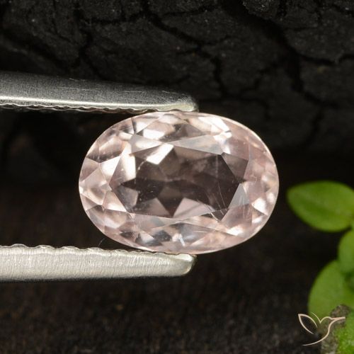 0.79 ct Pink Morganite Gemstone, Morganite Gem in Oval Facet Shape for Sale.