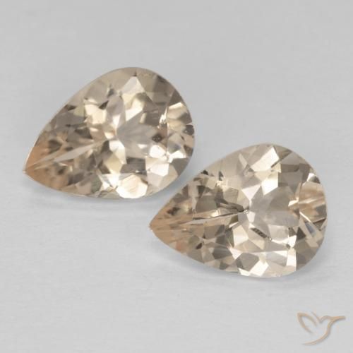 1.74 قيراط مورغانيتي أصفر ، <cite dir="ltr" lang="en">8.2 x 6</cite> ملم قطع كمثرى من أفغانستان, Photo A