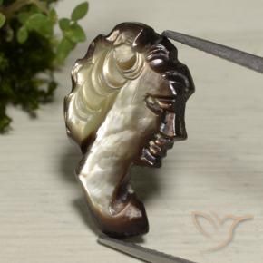 4.85 ct Brown Mother of Pearl Stone, Natural Mother of Pearl in Carved Cameo Shape for Sale